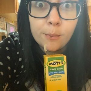 Meet your Posher, Cass